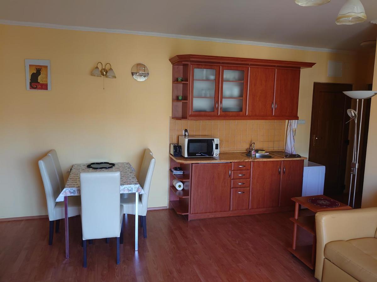 Coke Wellness Apartman Сиофок Екстериор снимка