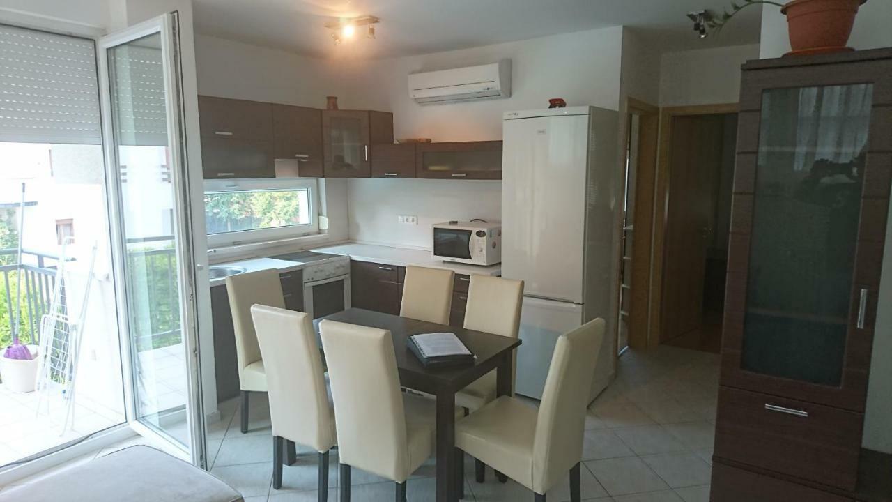 Coke Wellness Apartman Сиофок Екстериор снимка
